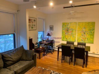 Primary Photo - 494 Massachusetts Ave