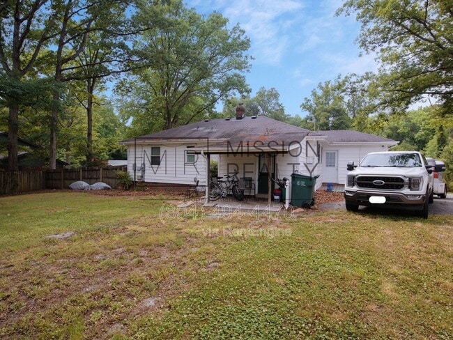 Building Photo - 1107 Ironington Rd