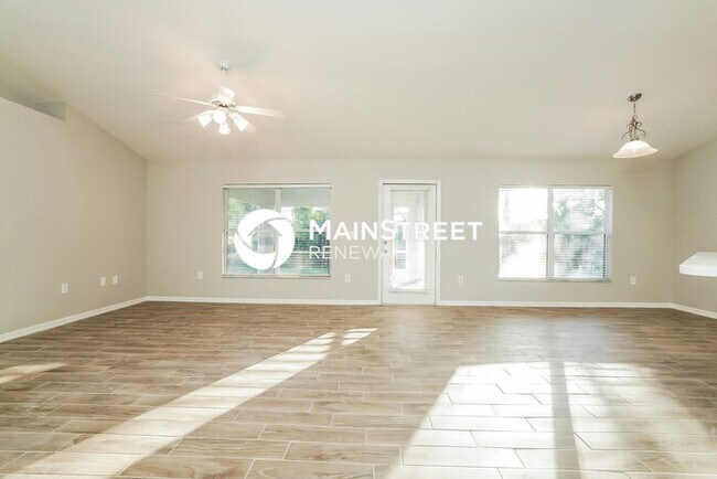 Foto del edificio - 3 Bedroom Pet-Friendly Home in Cape Coral,...