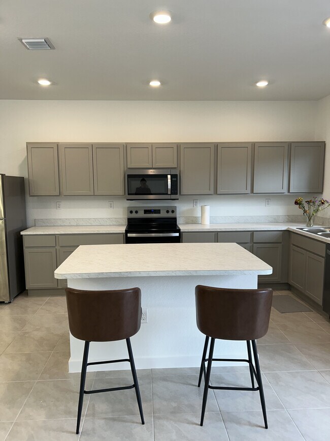 Foto del edificio - 876 NW 3rd Way