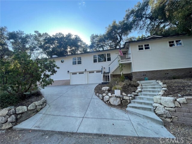 Primary Photo - 7430 San Marcos Rd