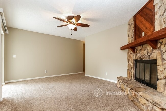 Building Photo - 1217 Carmella Ln