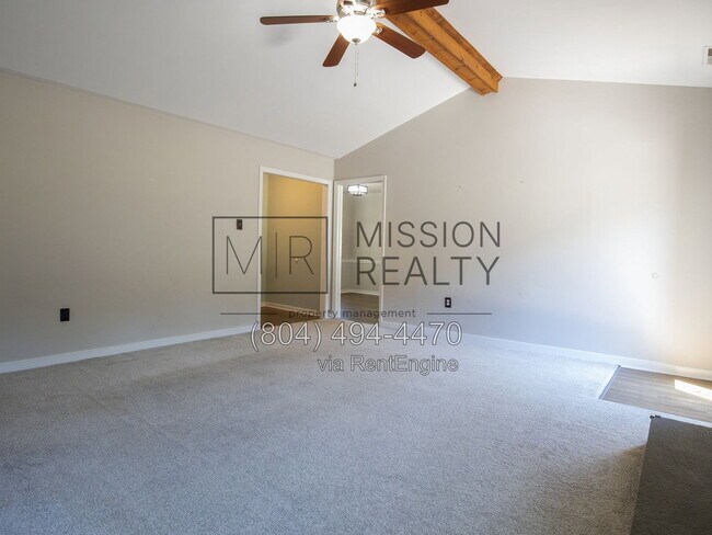 Foto del edificio - 7750 Robinwood Dr