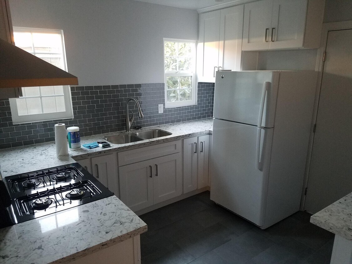 Foto principal - 2912 S Mansfield Ave