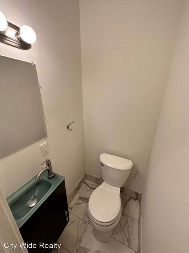 Foto del edificio - 2 br, 1.5 bath House - 2145 E Stella Street