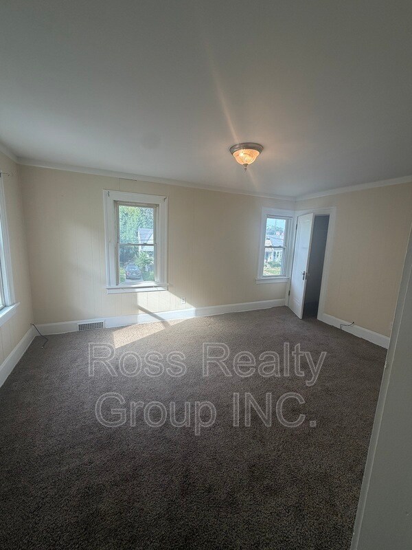Foto del edificio - 1725 Mansfield Rd