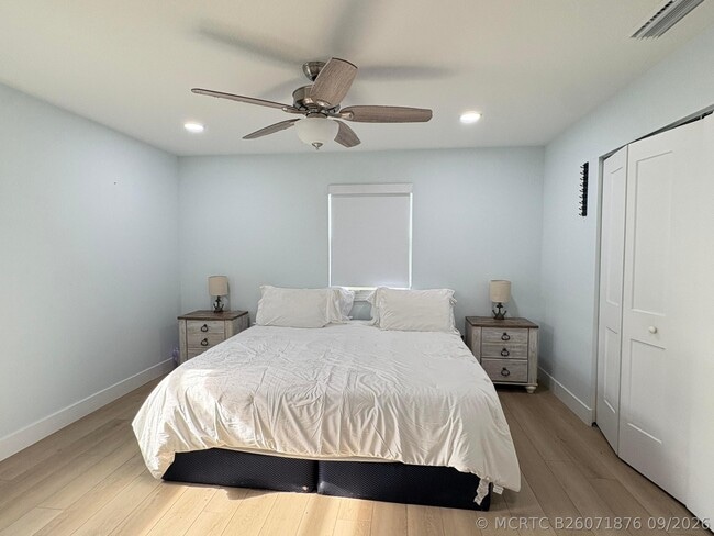 Building Photo - 1811 Melaleuca Dr