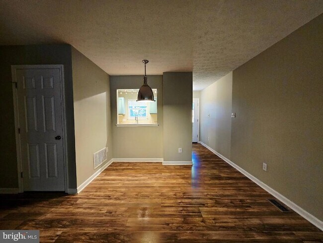 Foto del edificio - 2662 Limestone Ct