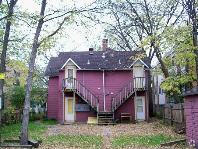 Building Photo - 3043 Grand Ave S