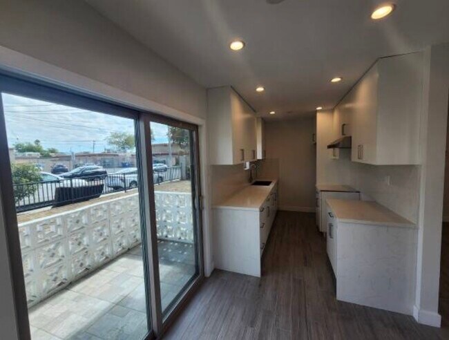 Foto del edificio - 10845 White St