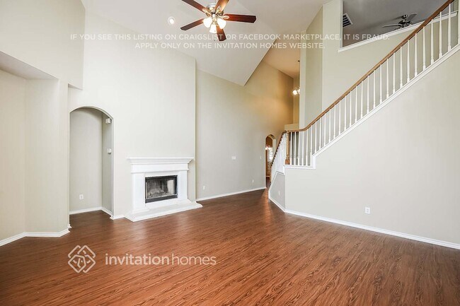 Building Photo - 5823 Silver Sage Ln