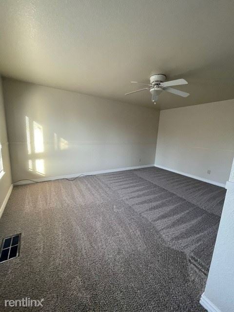 Building Photo - 30 Willowood Dr