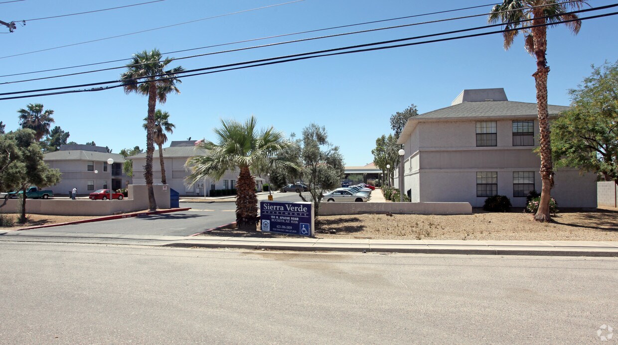 Building Photo - Sierra Verde Apartments