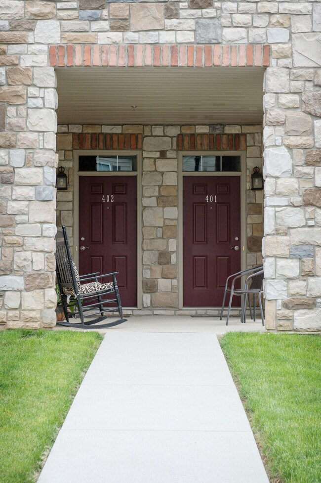 Lafayette Square Apartments in Sadsburyville, PA