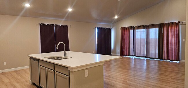 Foto del edificio - Very open floor plan