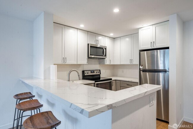 Building Photo - 2225 23rd St