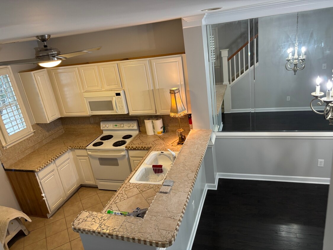 Building Photo - 458 Davidson Gateway Dr
