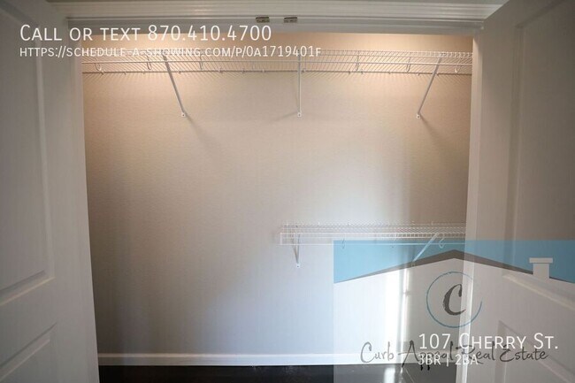 Foto del edificio - 107 Cherry St