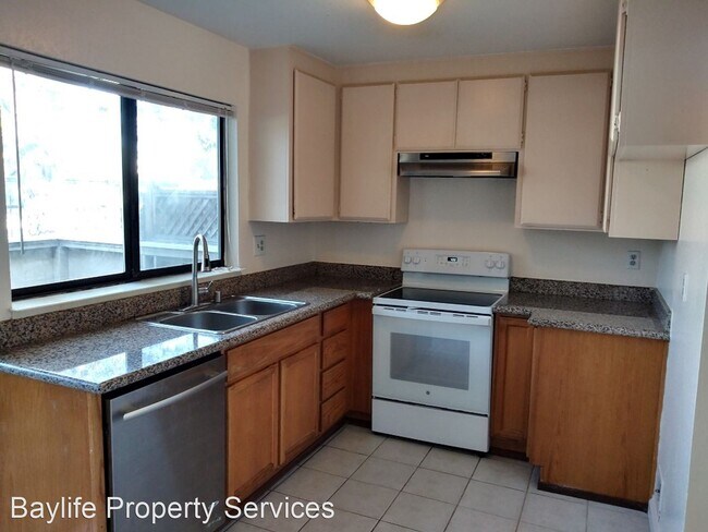 Foto del edificio - 2 br, 1.5 bath House - 4075 Eggers Dr.