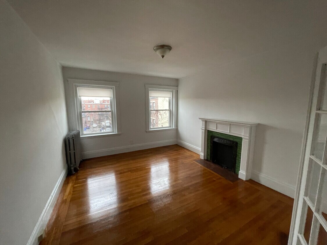 Foto principal - 30 Medfield St