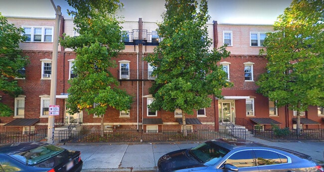 Building Photo - 168 Beacon St