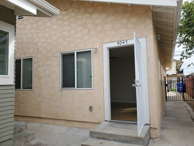 Building Photo - 4047 Swift Ave