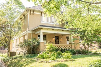 Building Photo - 227 Carden Ave