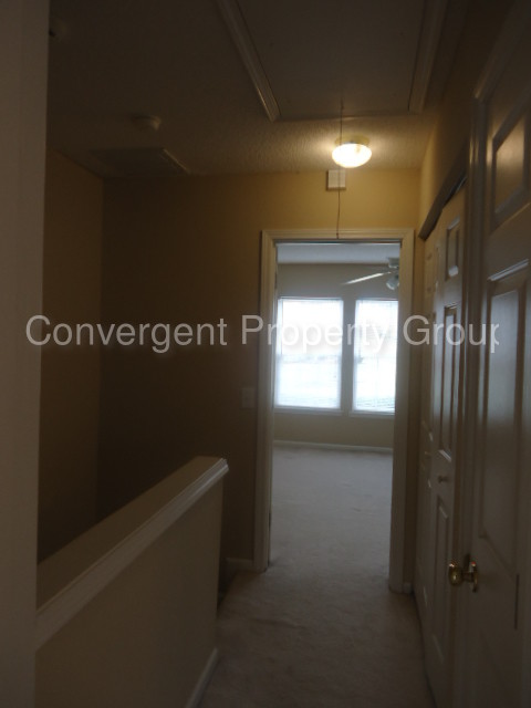 Building Photo - Waterford Park 2BR Townhome