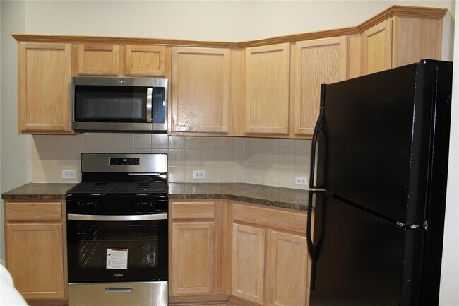 Building Photo - 1623 Taylor Mills Ct