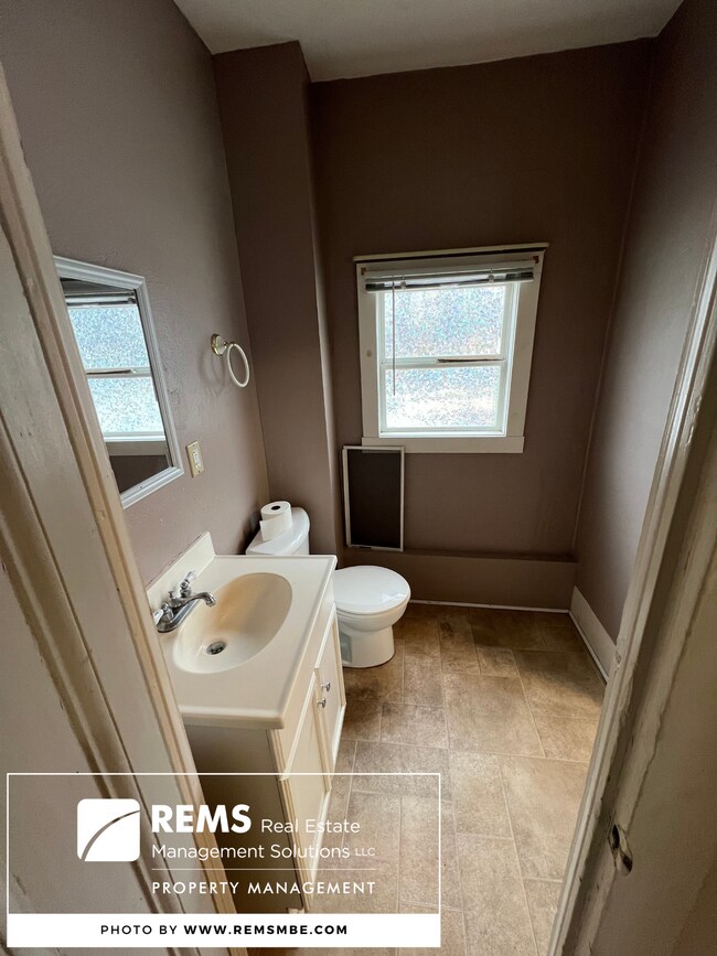 222 7th St, Baraboo, WI 53913 Townhome Rentals in Baraboo WI