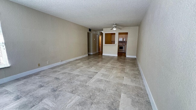 Foto del edificio - 760 SE 2nd Ave