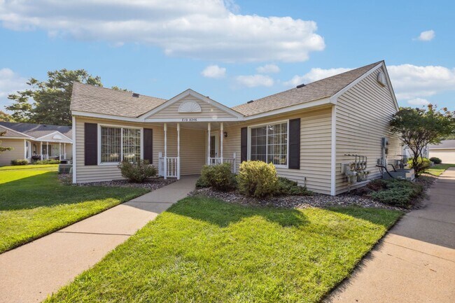 Foto del edificio - Cottages of Spring Lake Park - 55+ Community