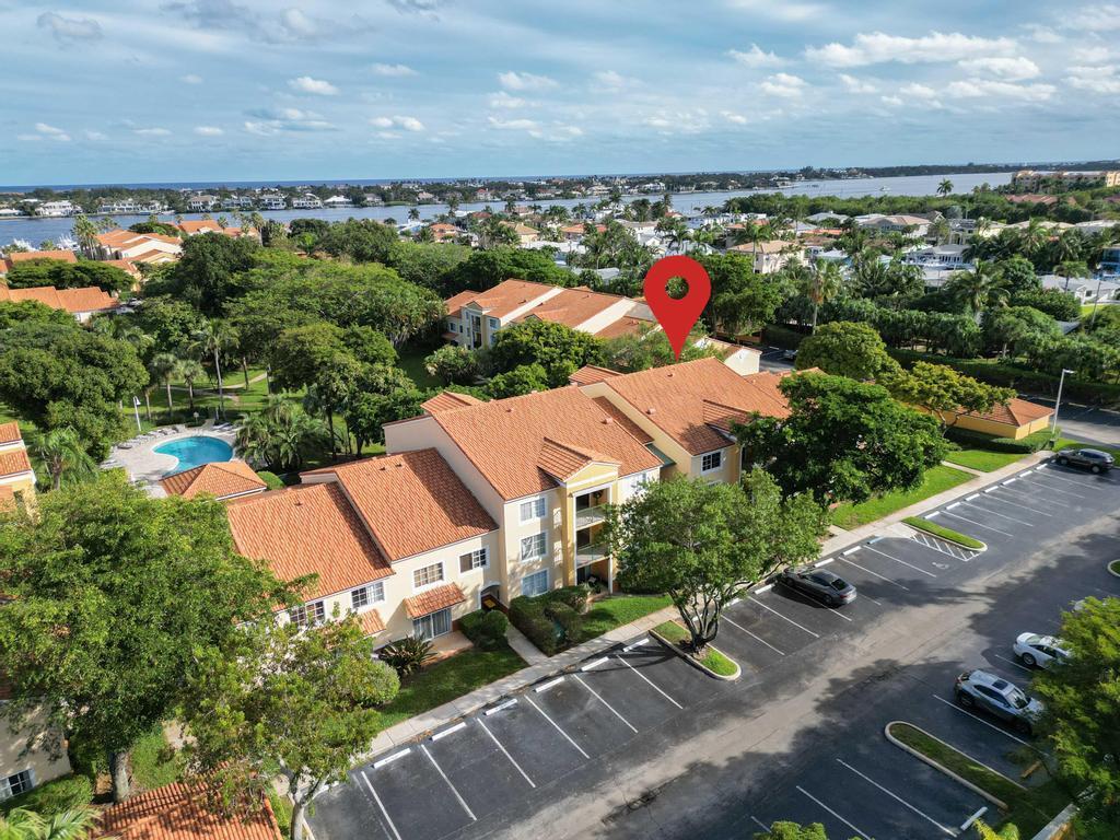 Primary Photo - 107 Yacht Club Way