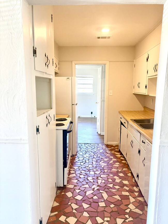 Building Photo - Bay St Louis Single Family Home