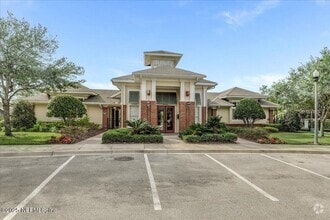 Building Photo - 900 Ironwood Dr