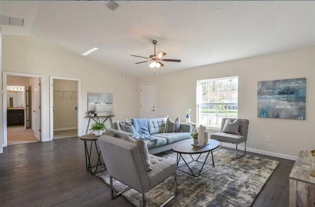Foto del edificio - 3920 SW 138th St