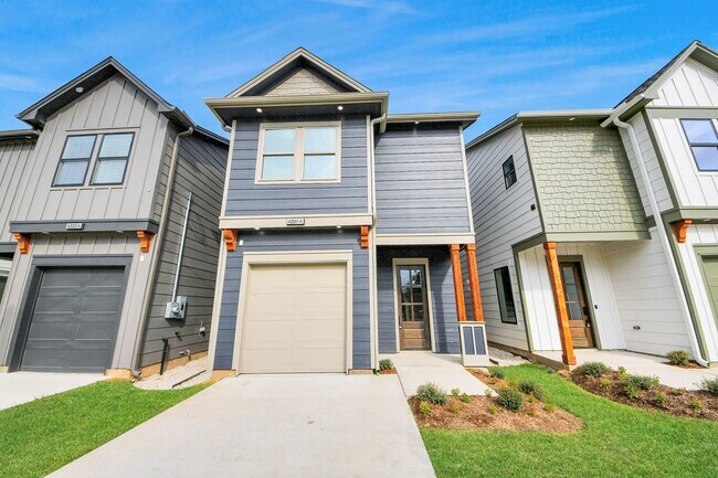 Building Photo - 6320 Milwee St