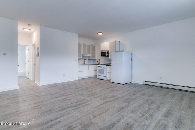 Foto del edificio - 109 McCabe Ave