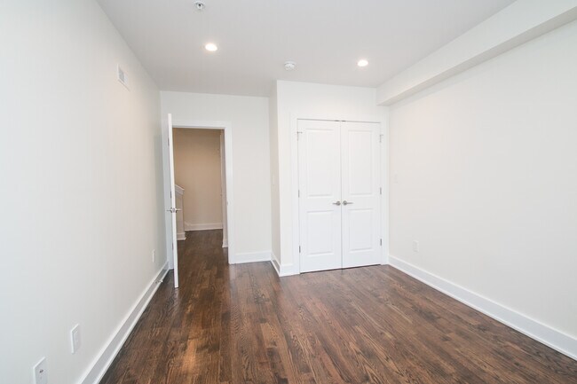 Foto del edificio - 1022 S 2nd St