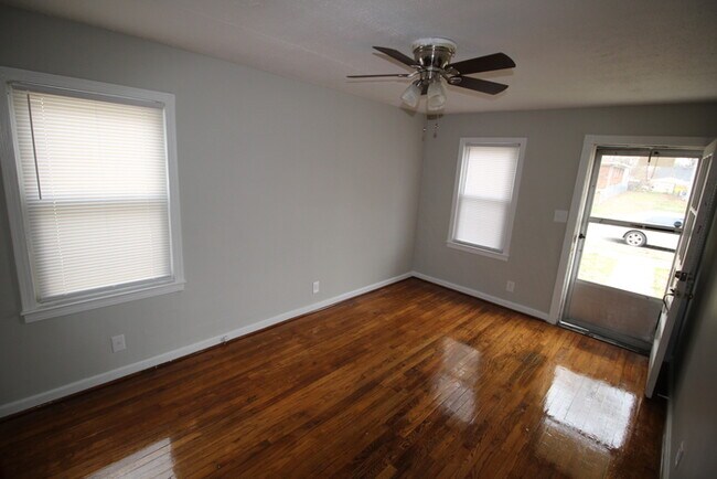Foto del edificio - updated 1 bedroom house for rent