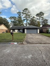 Building Photo - 15222 Flamingo Park