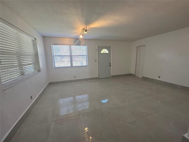 Foto del edificio - 209 SW 5th St