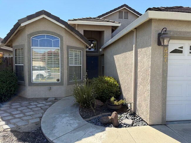 Foto del edificio - 4-bedroom Single Story home in Ripon!