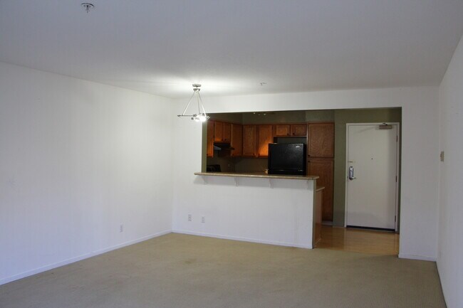 Foto del edificio - 39206 Guardino Dr