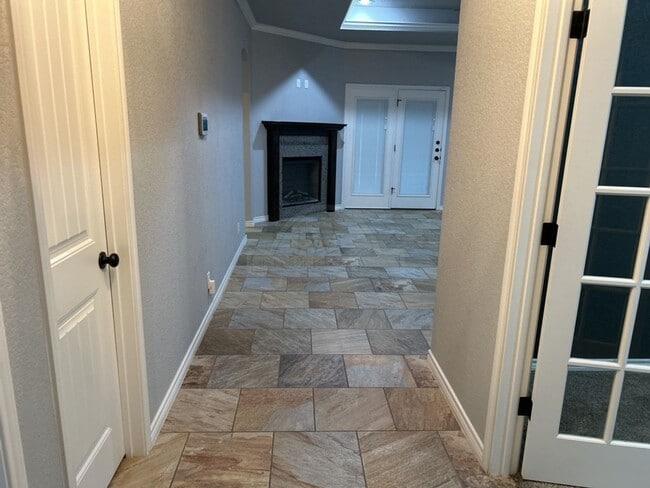 Foto del edificio - 1604 Granex Dr