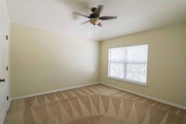 Building Photo - 6728 Breezy Palm Dr