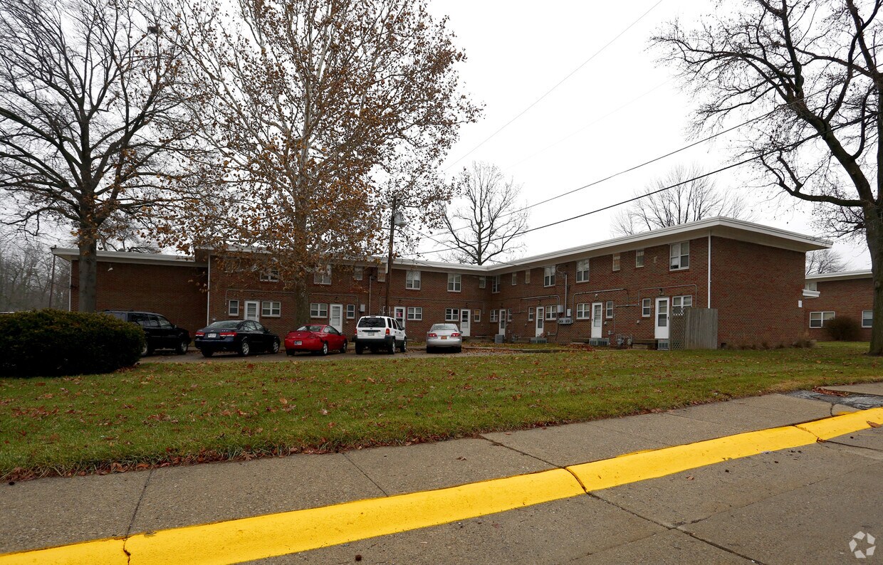Building Photo - 3701 Shelby St
