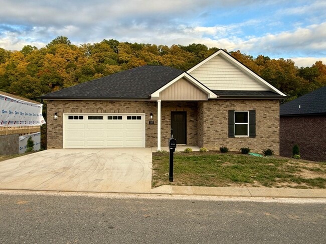 Building Photo - 6month - Short term Rental Home!