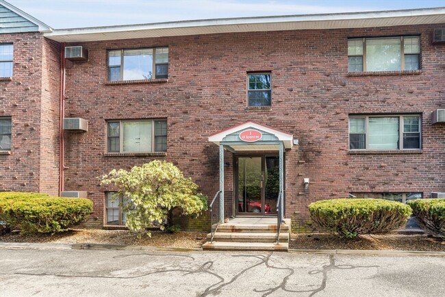 Foto del edificio - 61 Spencer Rd