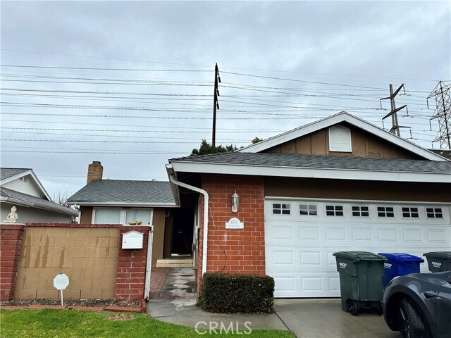 Foto principal - 4701 Sharon Dr